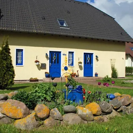 In Auf Ru Homestay *