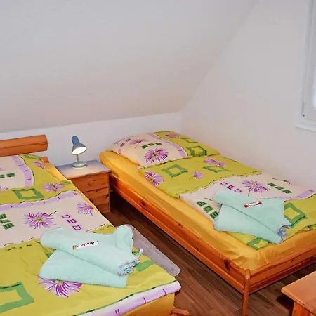 Homestay In Auf Ru Gager